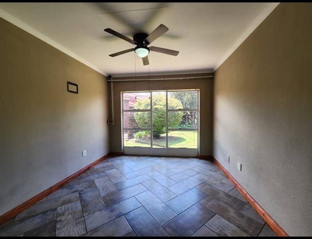2 BEDROOM TOWNHOUSE FOR SALE IN THREE RIVERS